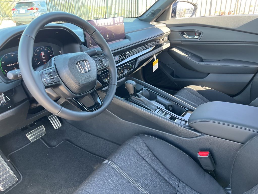 Thumbnail: 2025 Honda Accord - 10