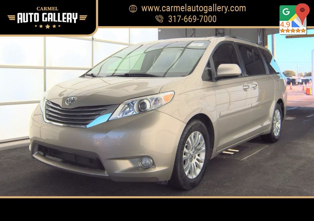 Creme Brulee 2017 Toyota Sienna XLE 7-Passenger Auto Access Seat FWD Minivan Front-Wheel Drive 8-Speed Automatic