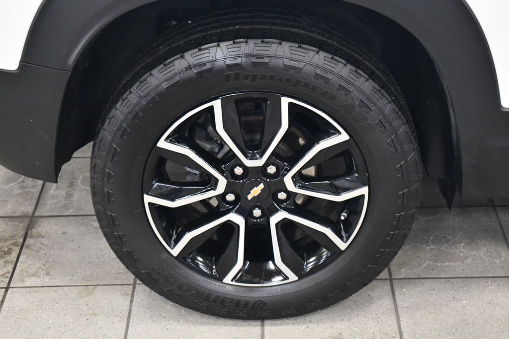 Thumbnail: 2023 Chevrolet TrailBlazer - 14