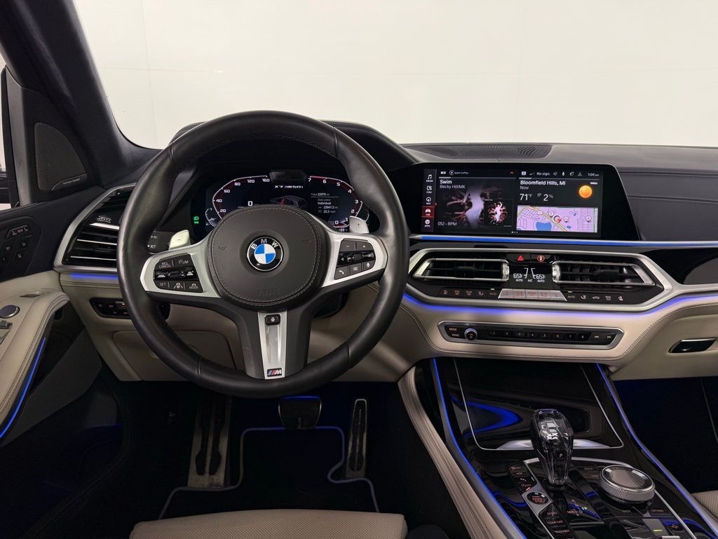 2022 BMW X7 M50i 12
