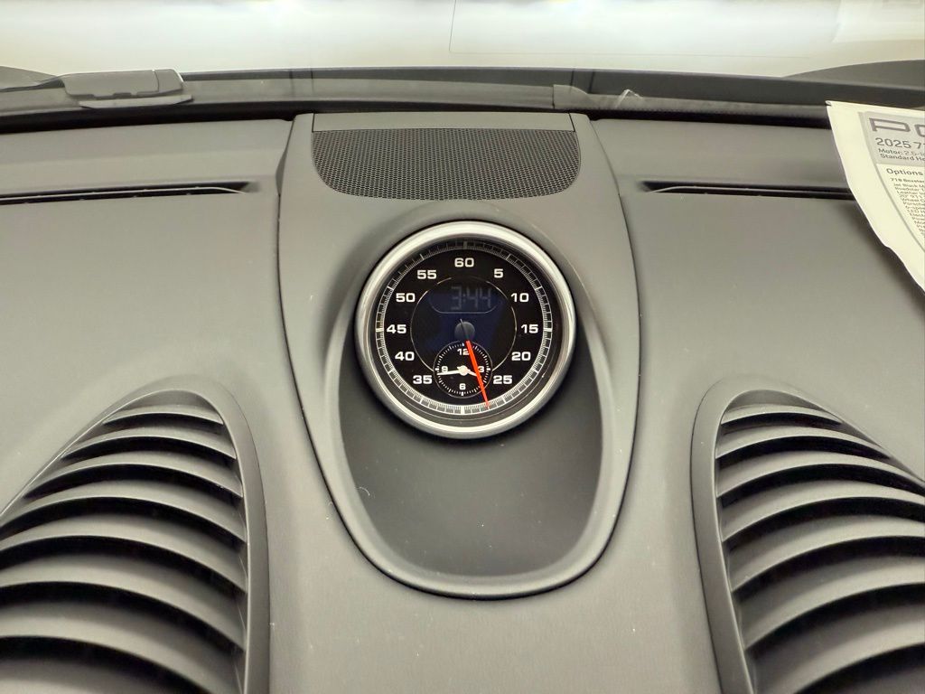 Thumbnail: 2025 Porsche 718 Boxster - 21