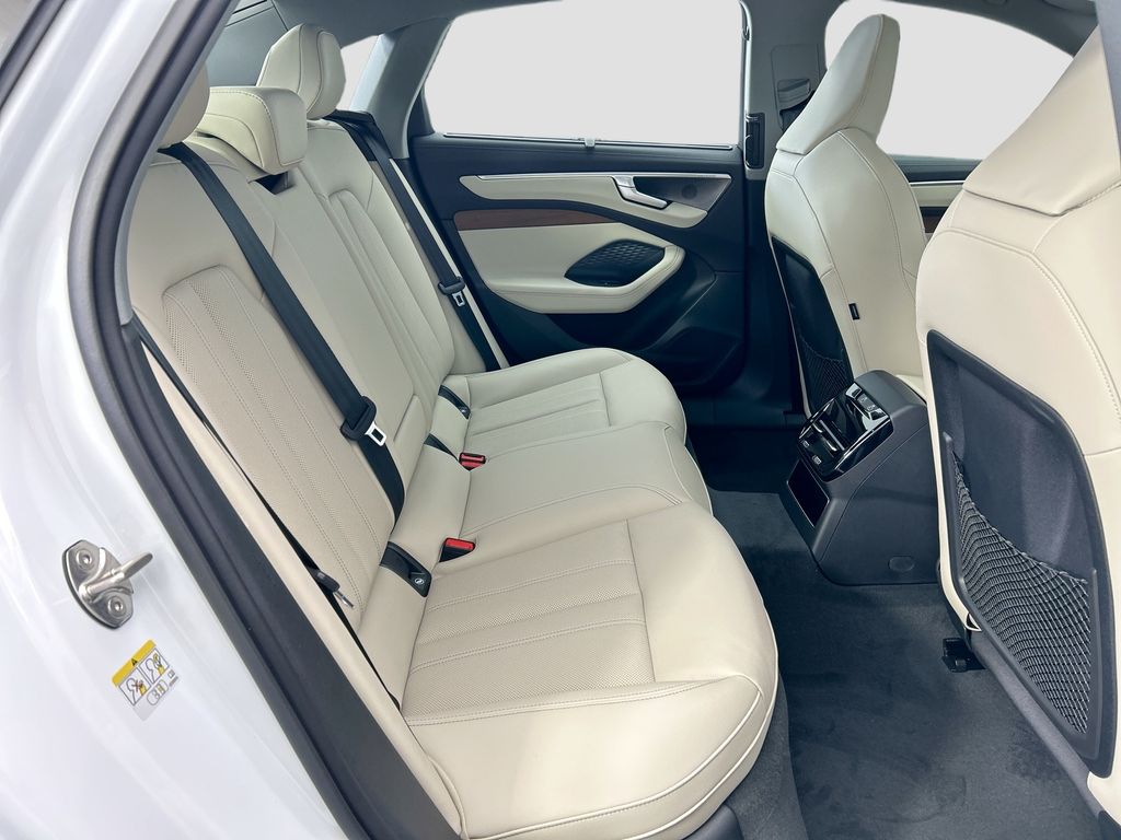 Thumbnail: 2026 Audi A6 - 23