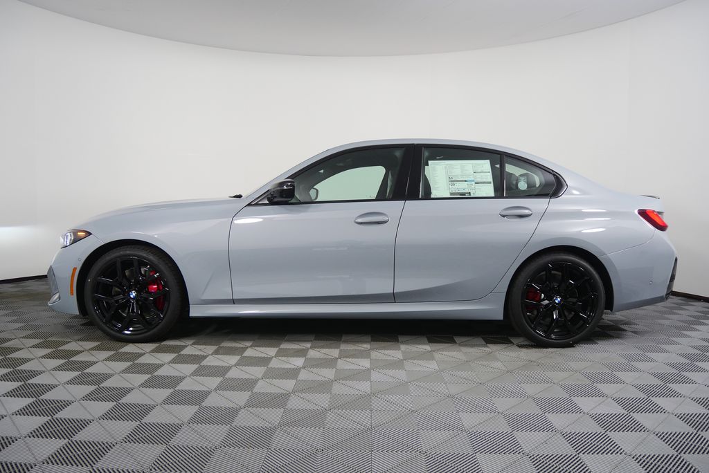 Thumbnail: 2026 BMW 3 Series - 6