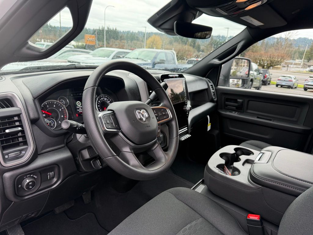2026 RAM 3500 Tradesman - Photo 17