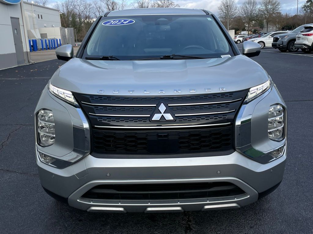 Thumbnail: 2024 Mitsubishi Outlander - 9