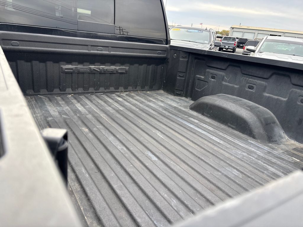 Used Car 2022 Gmc Sierra 2500hd  Denali For Sale Under $70,000 In Austin, Texas