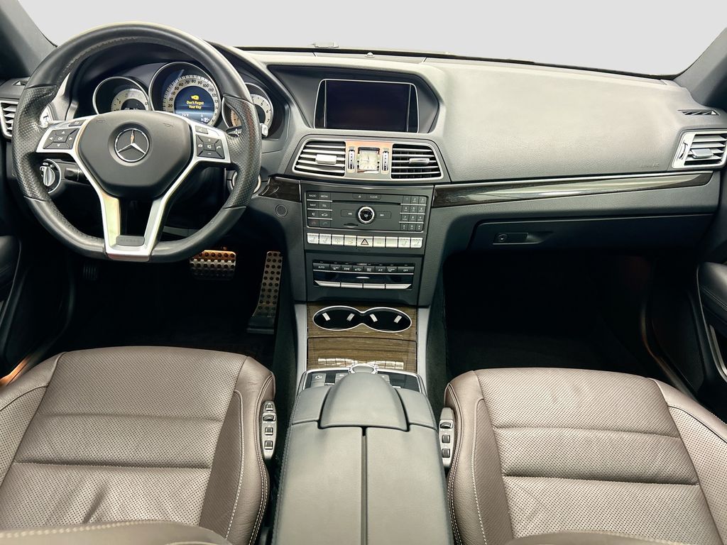 Thumbnail: 2017 Mercedes-Benz E-Class - 13