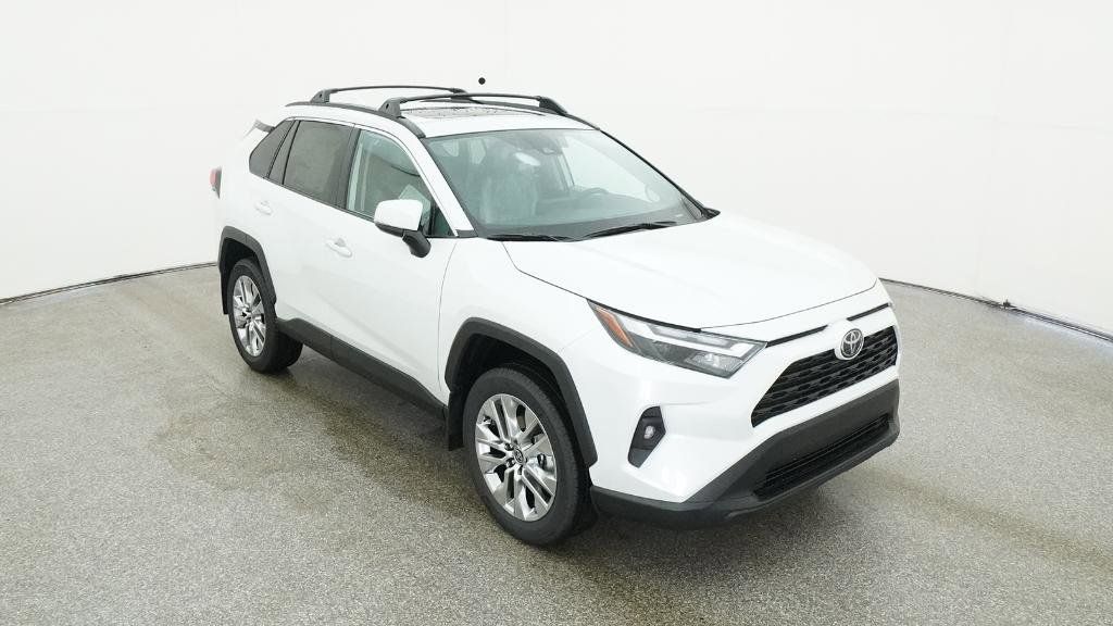 Thumbnail: 2025 Toyota RAV4 - 20
