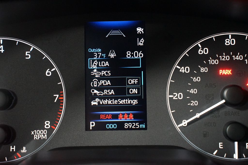 Thumbnail: 2025 Toyota Corolla Cross - 16