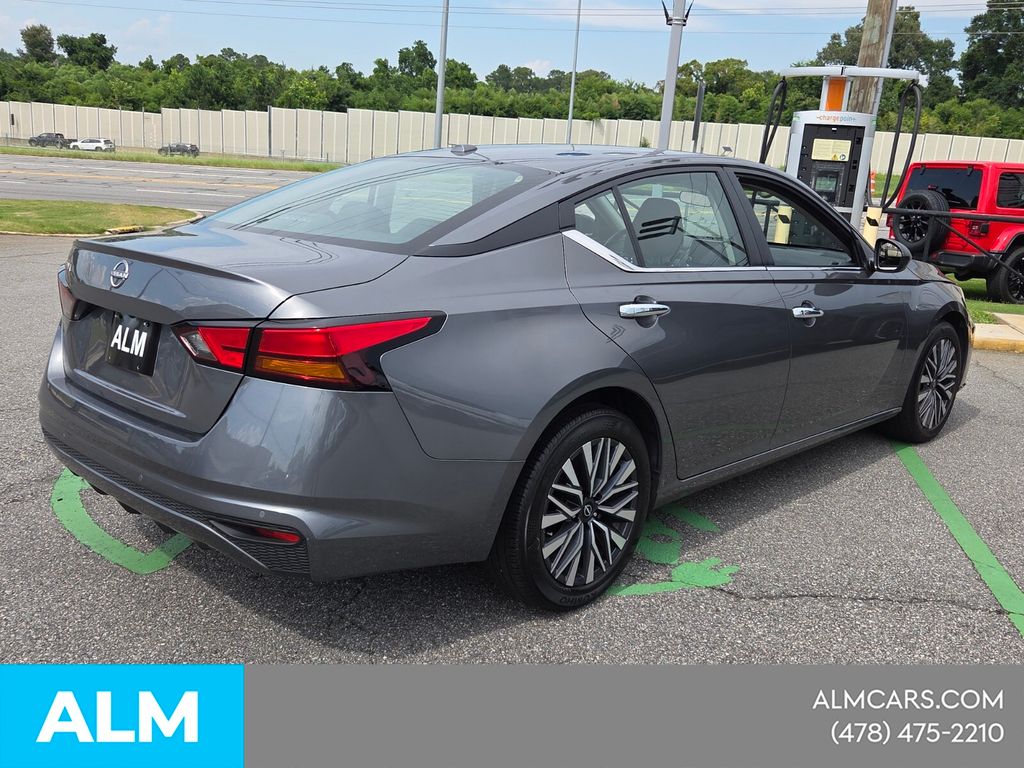 Used 2025 Gray Nissan 2.5 SV image 15