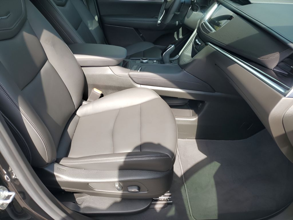 Used Car 2025 Cadillac Xt6  Luxury For Sale Under $50,000 In Austin, Texas