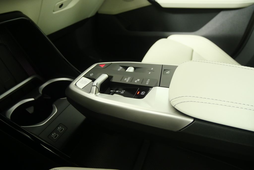 Thumbnail: 2026 BMW X1 - 25