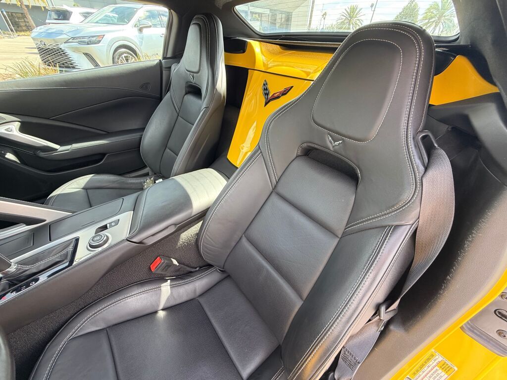 Thumbnail: 2015 Chevrolet Corvette - 19