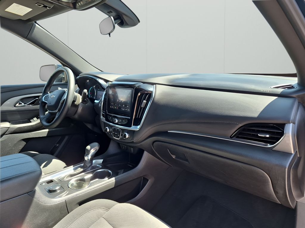 Used Car 2023 Chevrolet Traverse  Lt For Sale Under $30,000 In Austin, Texas