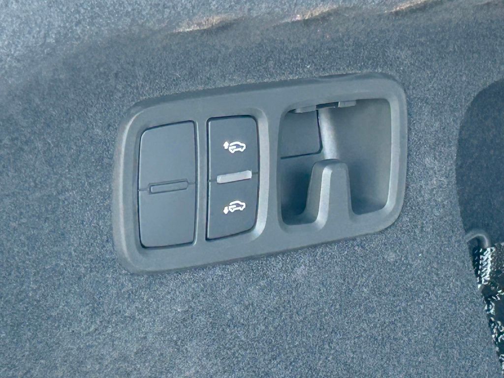 New 2026 Gray Audi 4.0T image 69