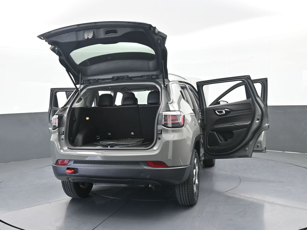 Used 2022 Sting-Gray Clearcoat Jeep Trailhawk image 71