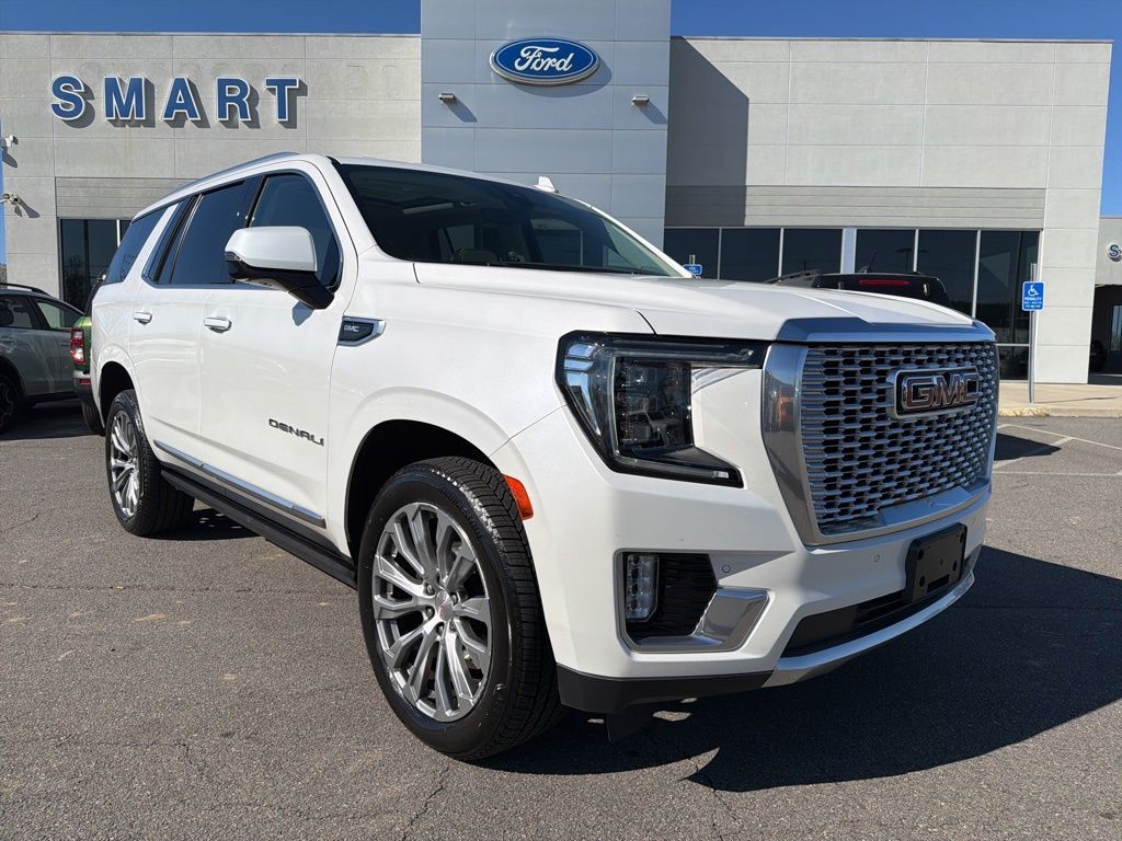 2021 GMC Yukon Denali 4WD