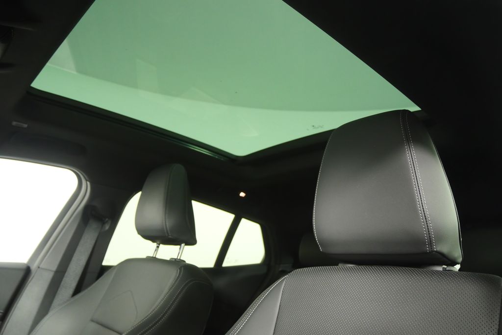 Thumbnail: 2026 BMW X2 - 11