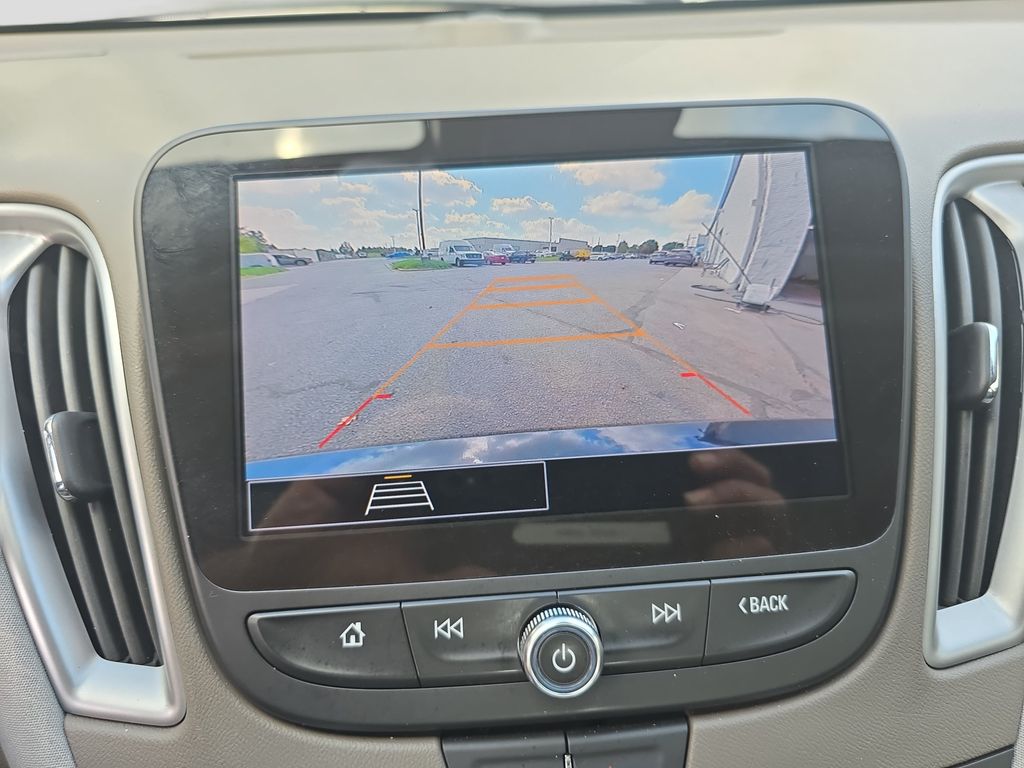 Used 2025 Chevrolet Malibu Sedan