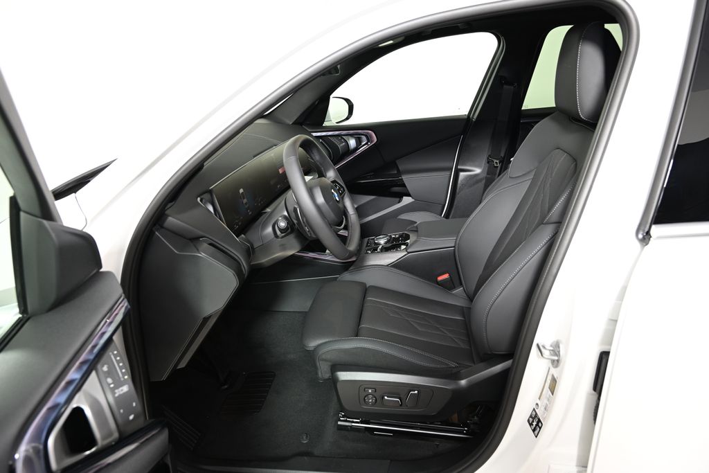 Thumbnail: 2026 BMW X3 - 14