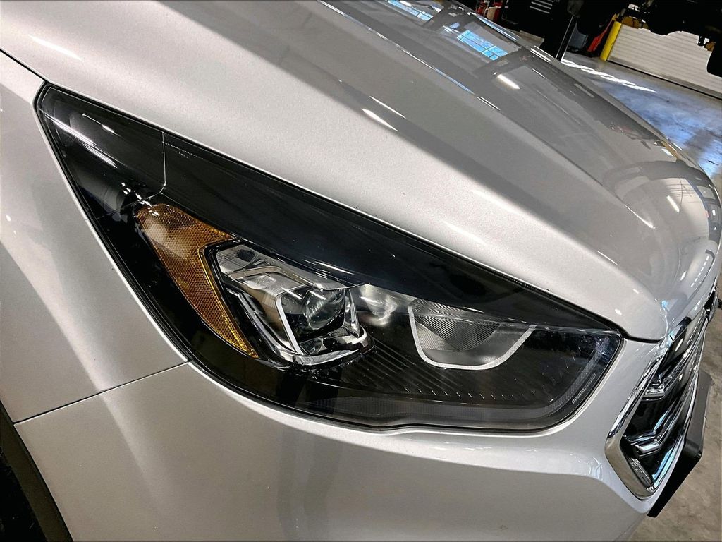 2018 Ford Escape — photo 34