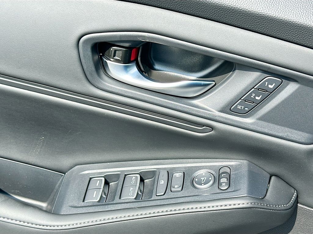 2025 Honda Accord Sport-L 19
