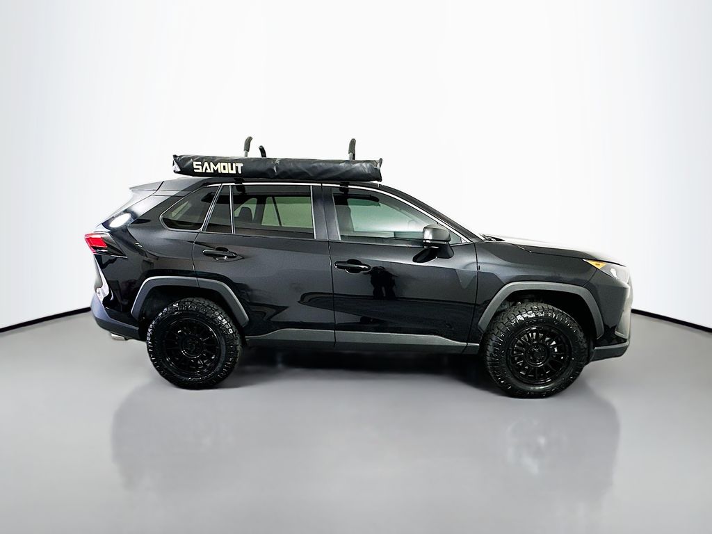 Thumbnail: 2022 Toyota RAV4 - 4