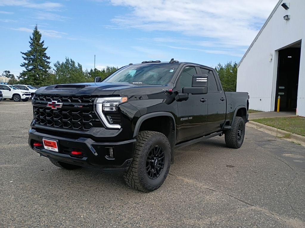 2025 Chevrolet Silverado 2500HD ZR2 Crew Cab 4WD