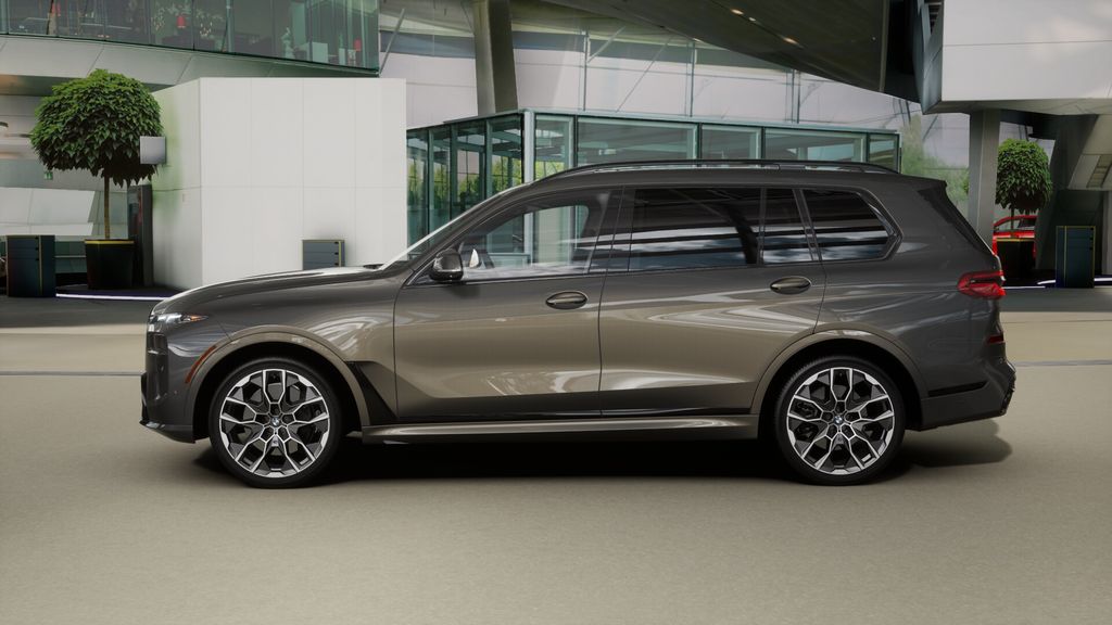 Thumbnail: 2026 BMW X7 - 31
