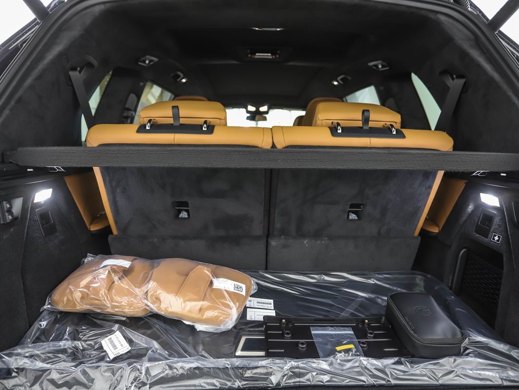 Thumbnail: 2027 BMW X7 - 26