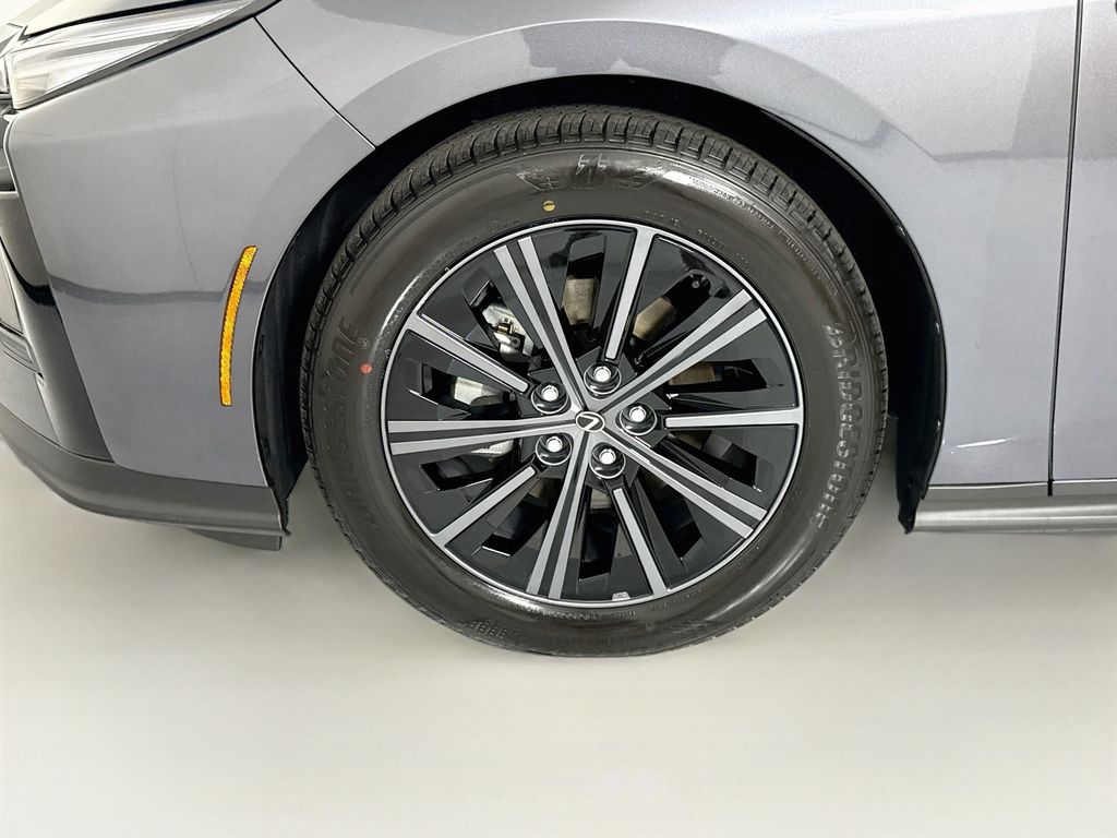 Thumbnail: 2026 Lexus ES - 30