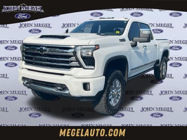 Summit White 2024 Chevrolet Silverado 3500HD Pickup Truck Four-Wheel Drive Automatic