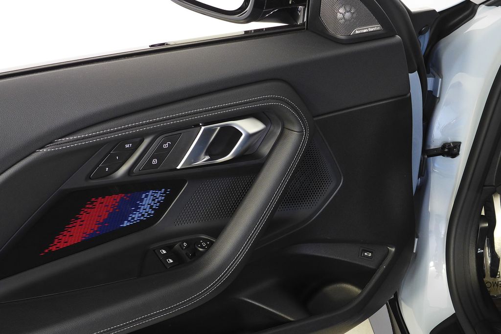 Thumbnail: 2024 BMW 2 Series - 12