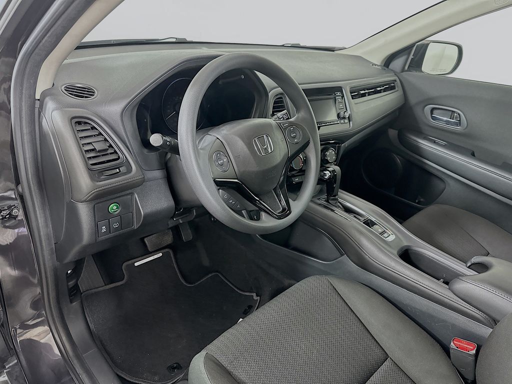 Thumbnail: 2017 Honda HR-V - 9