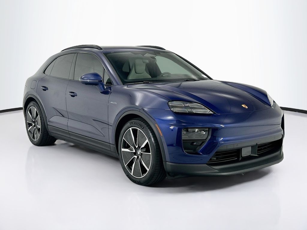 Thumbnail: 2026 Porsche Macan - 9