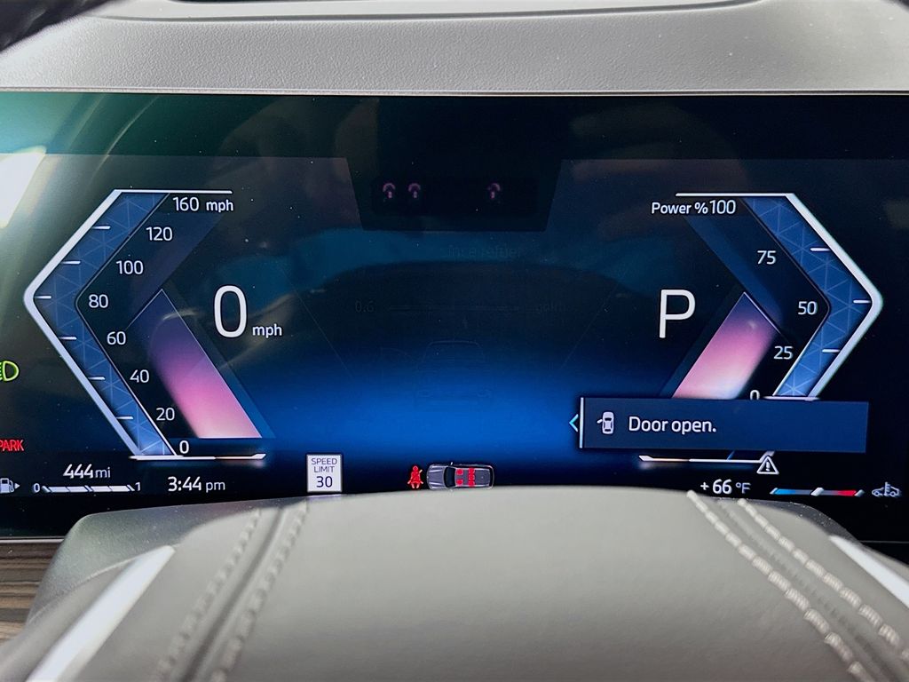 Thumbnail: 2025 BMW X7 - 12