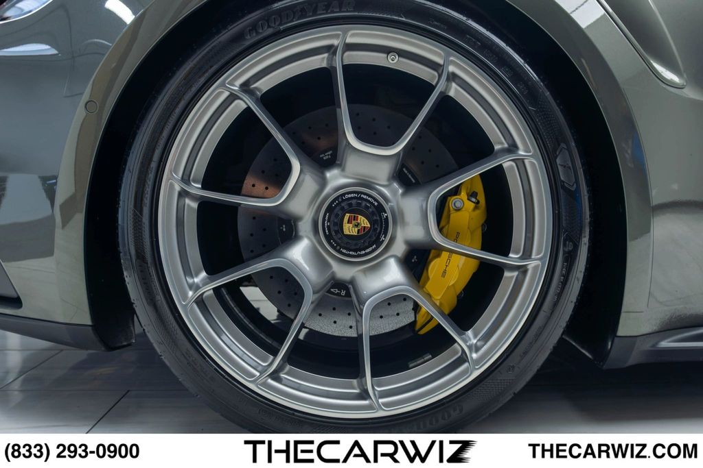 2023 Porsche 911