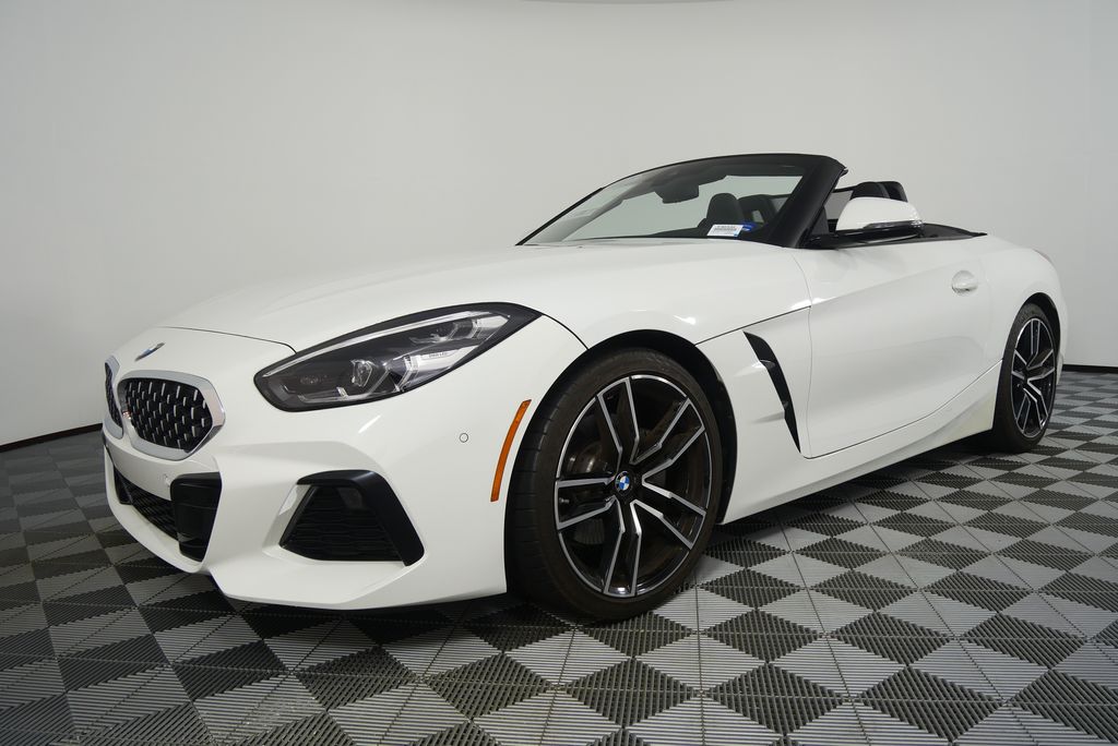 Thumbnail: 2022 BMW Z4 - 11