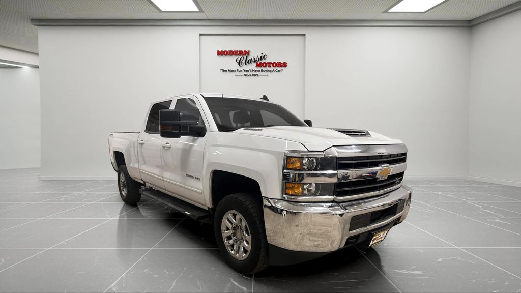 2019 Chevrolet Silverado 2500HD LT Crew Cab 4WD