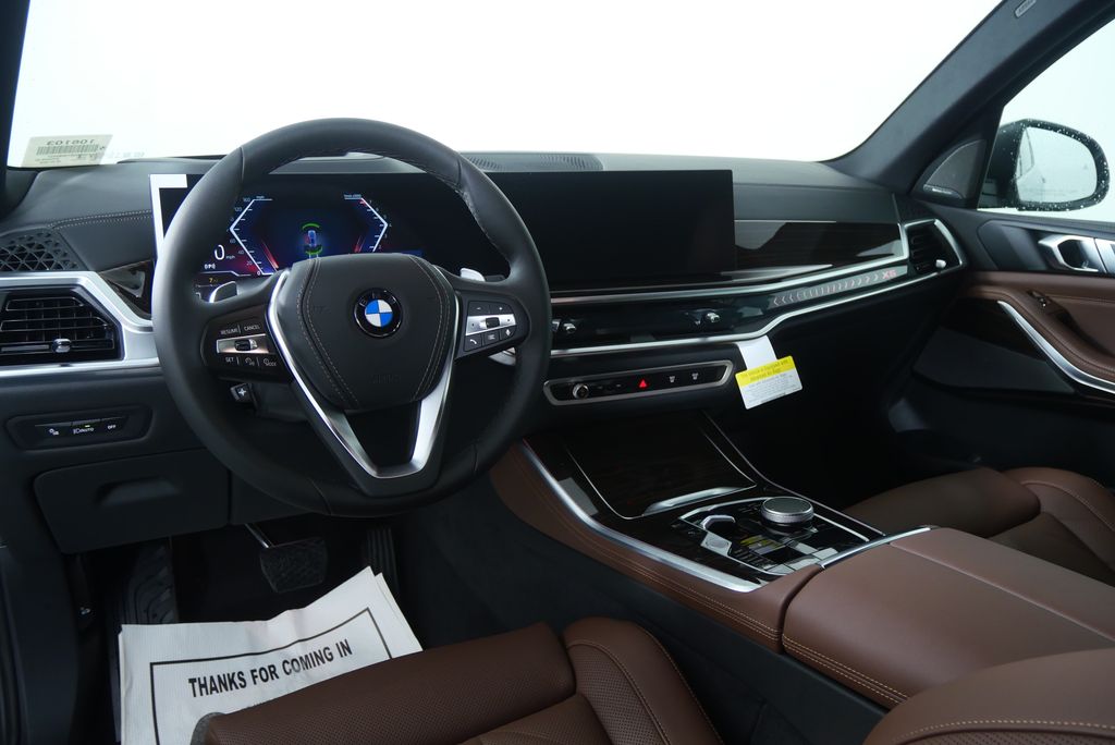 Thumbnail: 2026 BMW X5 - 17