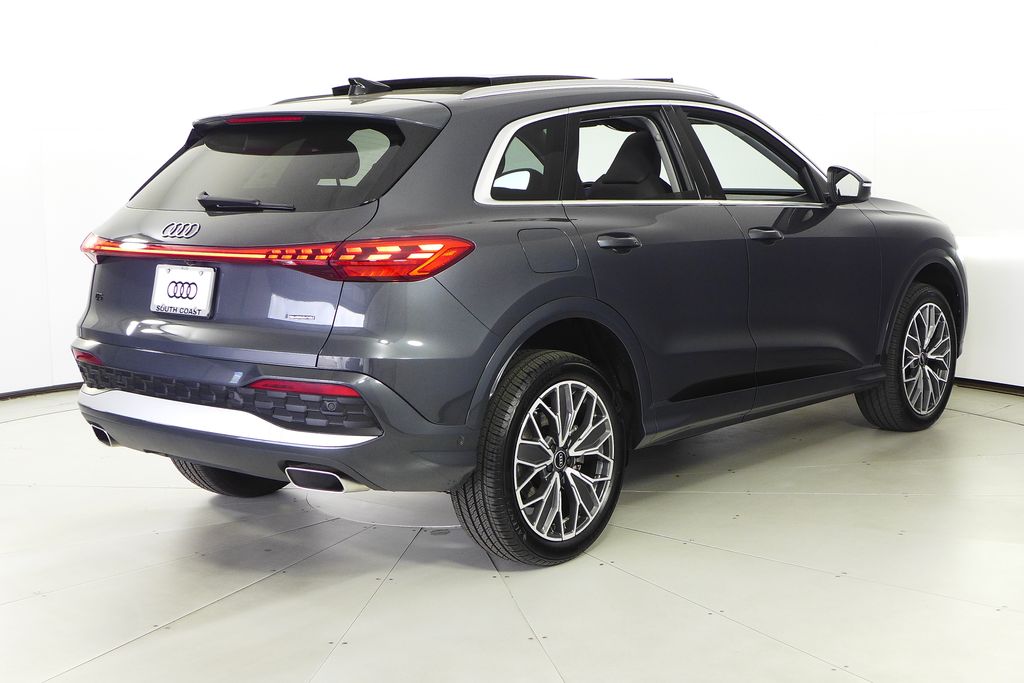 Thumbnail: 2025 Audi Q5 - 7