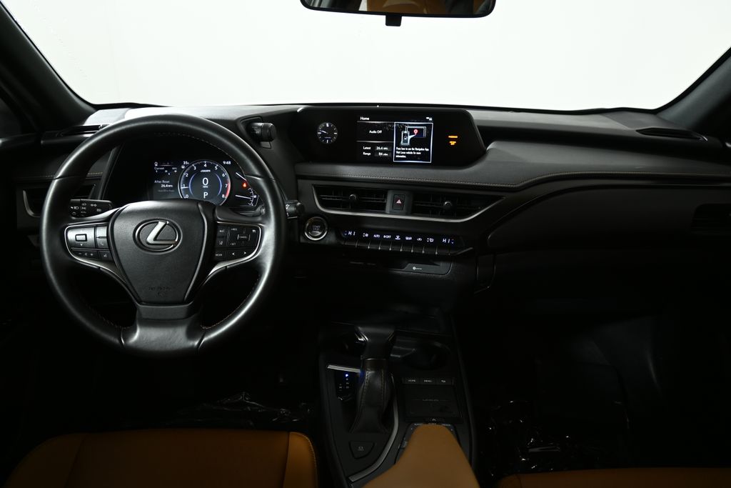 Thumbnail: 2021 Lexus UX - 16