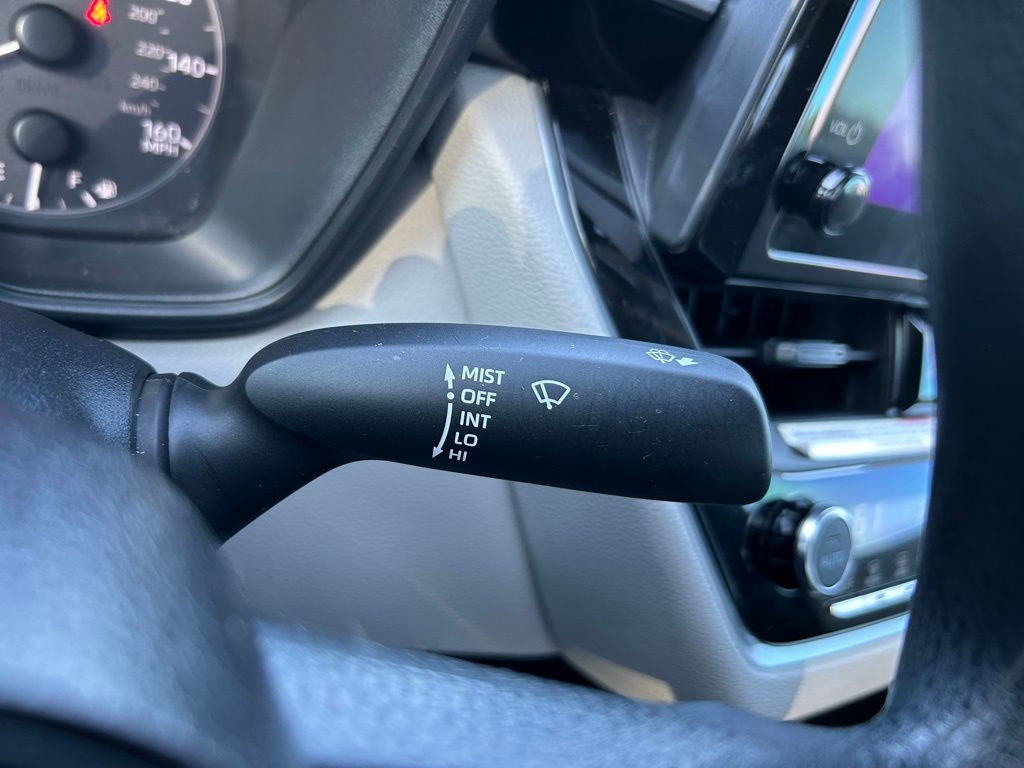 2023 Toyota Corolla LE 20