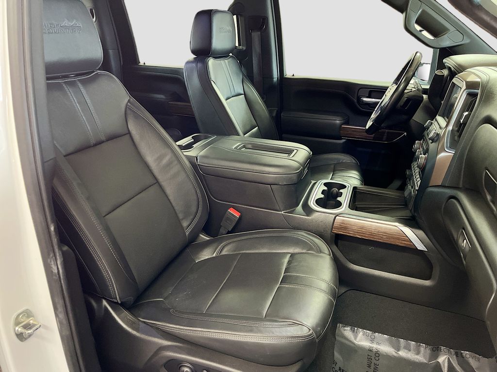 Used 2022 Summit White Chevrolet High Country image 30