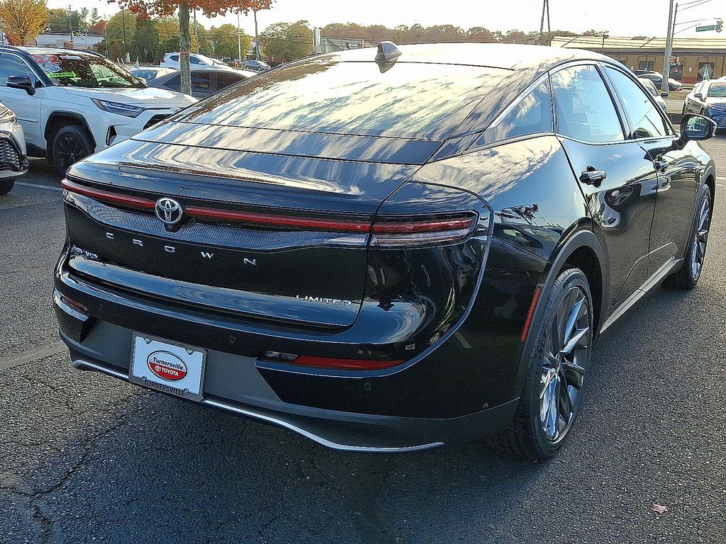 Thumbnail: 2026 Toyota Crown - 4