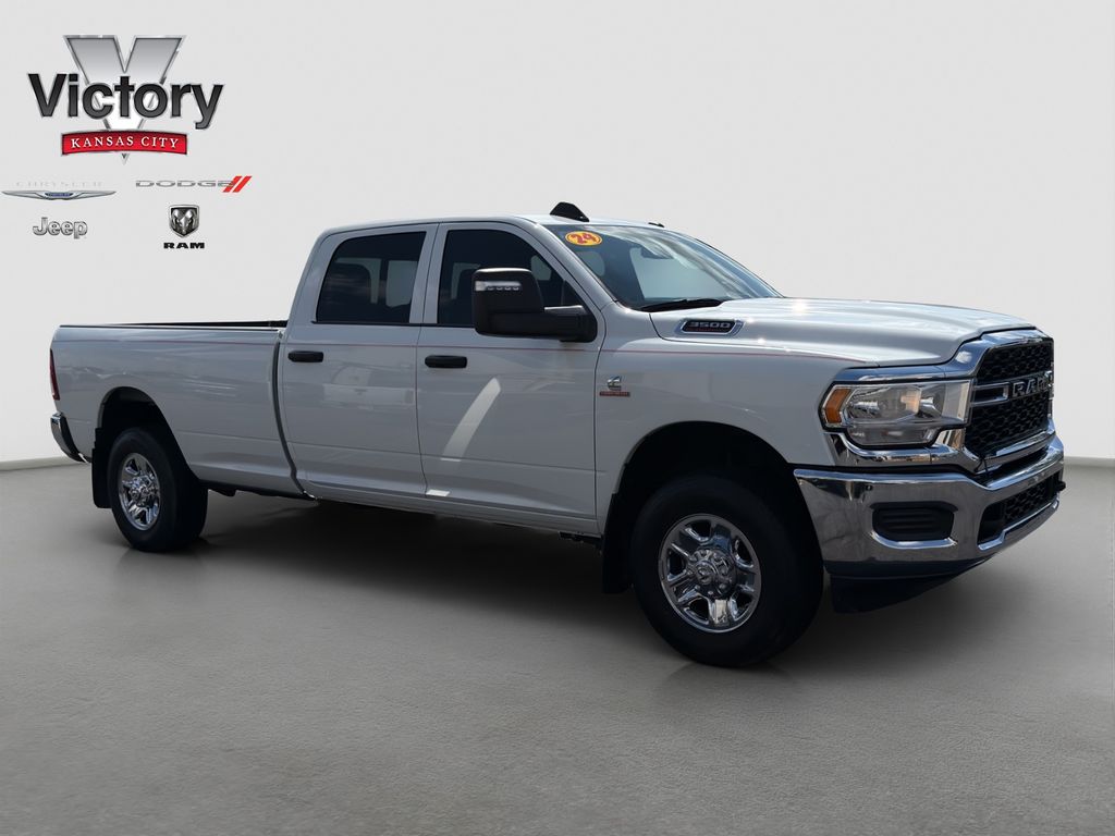 Bright White Clearcoat 2024 RAM 3500 Tradesman Crew Cab LB 4WD Pickup Truck Four-Wheel Drive 6-Speed Automatic