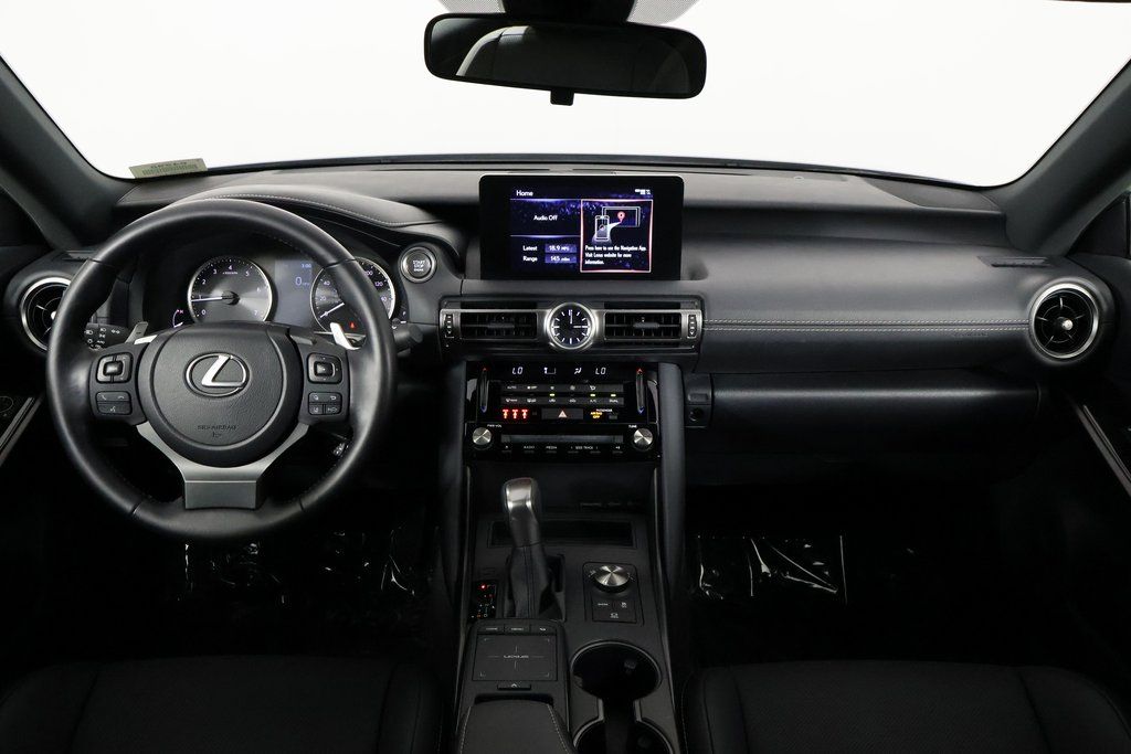 Thumbnail: 2022 Lexus IS - 8