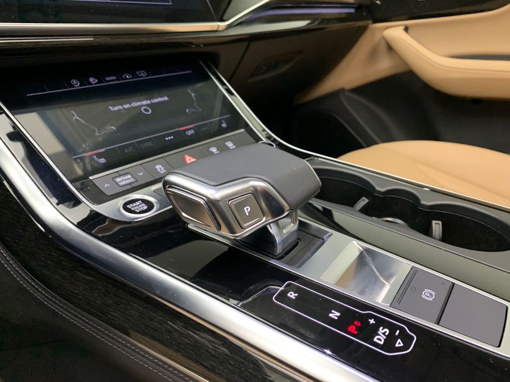 Thumbnail: 2023 Audi Q7 - 28