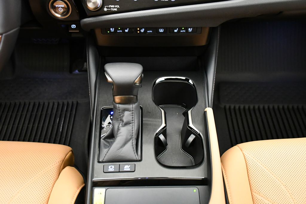 Thumbnail: 2025 Lexus ES - 29