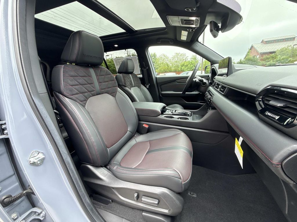 2026 Honda Pilot Black Edition - Photo 14